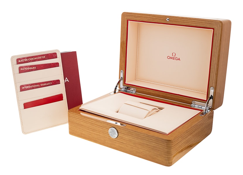 Omega Planet Ocean 215.30.44.21.01.002